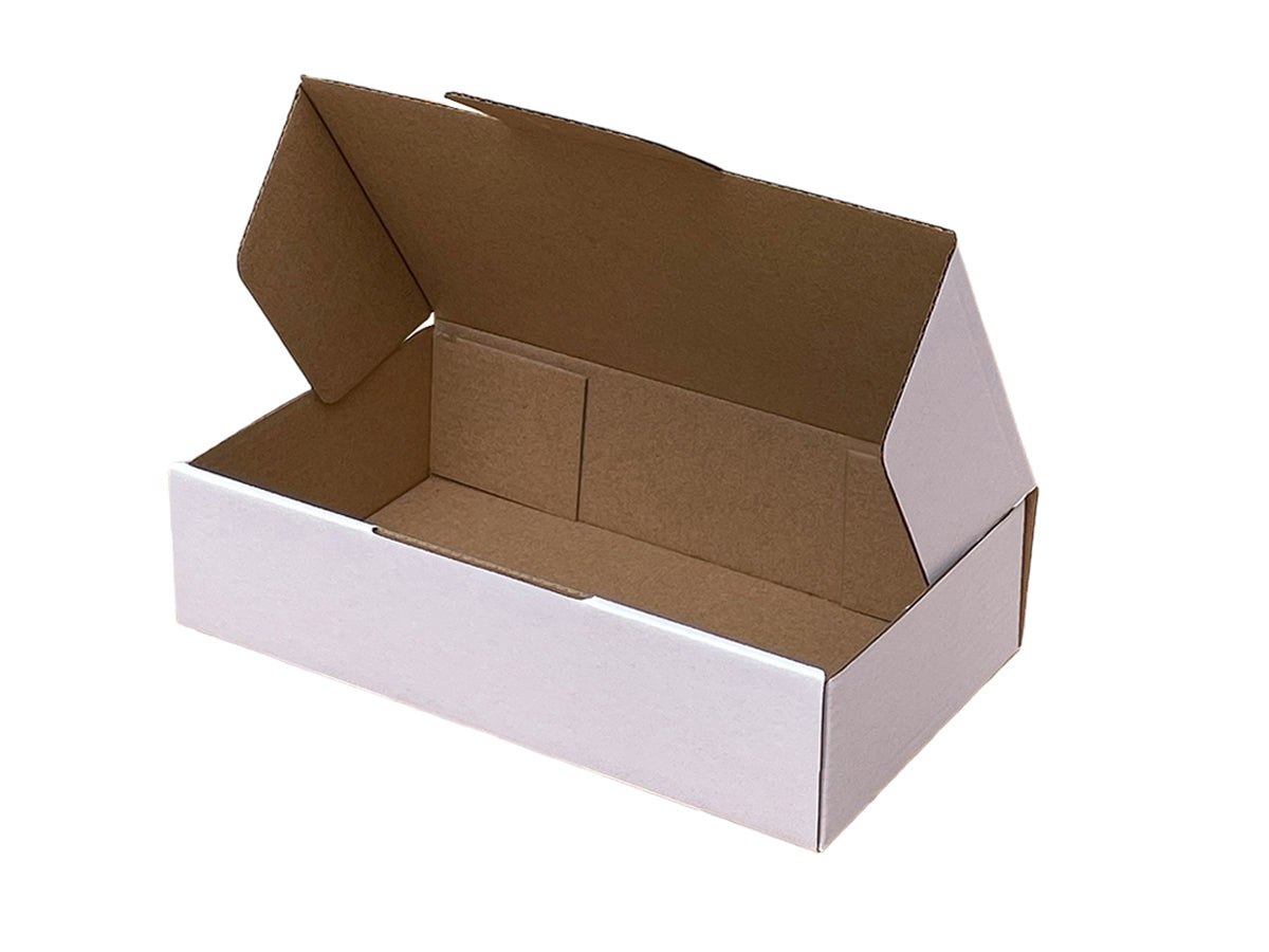 White Mailing Box A4 340 x 240 x 65 mm