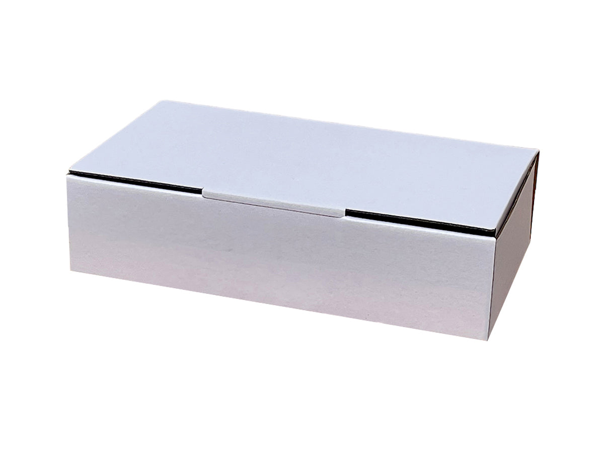 White Mailing Box A4 340 x 240 x 65 mm