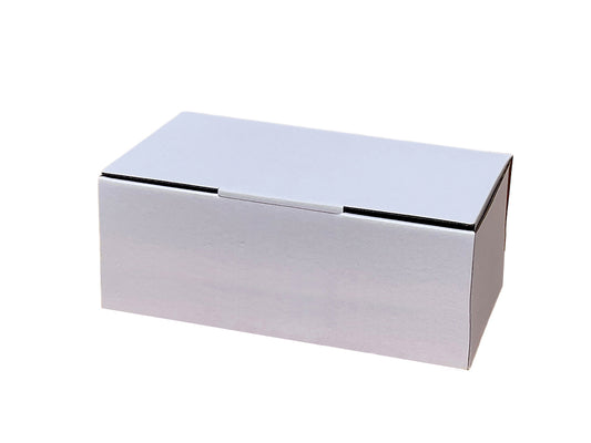 White Mailing Box A5 220 x 160 x 100 mm